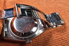 5) Caseback.jpg