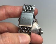 07clasp.jpg