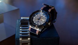 Seiko5-6.jpg Seiko5-6.jpg