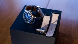 Glycine Moonphase-8.jpg Glycine Moonphase-8.jpg