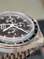 Bezel Rough Edge.jpg